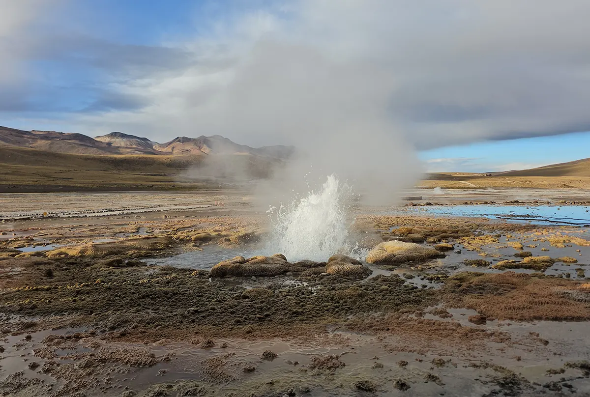 El Tatio Geysers and Machuca Excursion