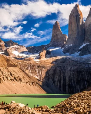 Full Day Torres del Paine – Maravíllate con la Patagonia